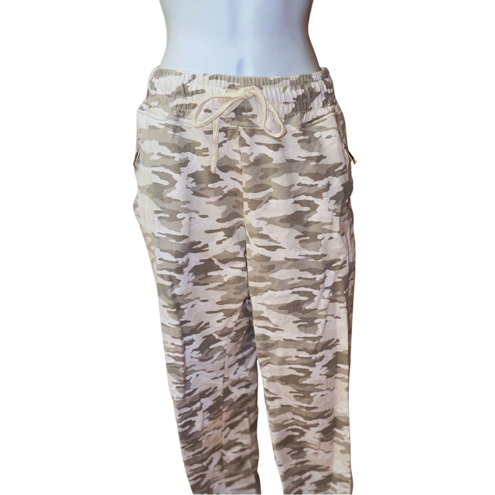 Nostalgia Gray Camouflage Pants